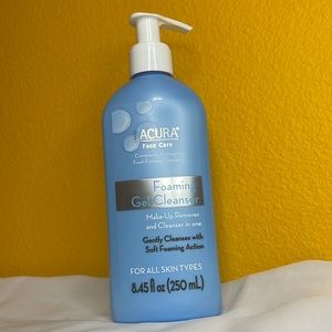 Lacura Foaming Gel Facial Cleanser Make-up remover 8.45 fl Oz (250 ml)